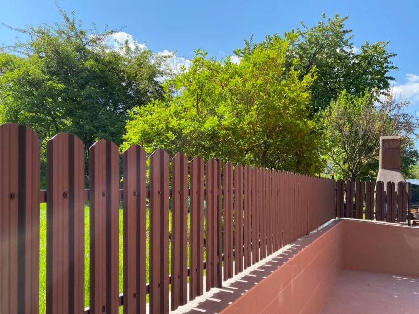 Tisa | Шоколадово кафяво RAL 8017